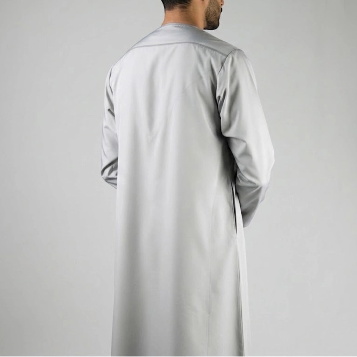 Premium Water-Resistant Omani Thobe for Men in Dust Grey