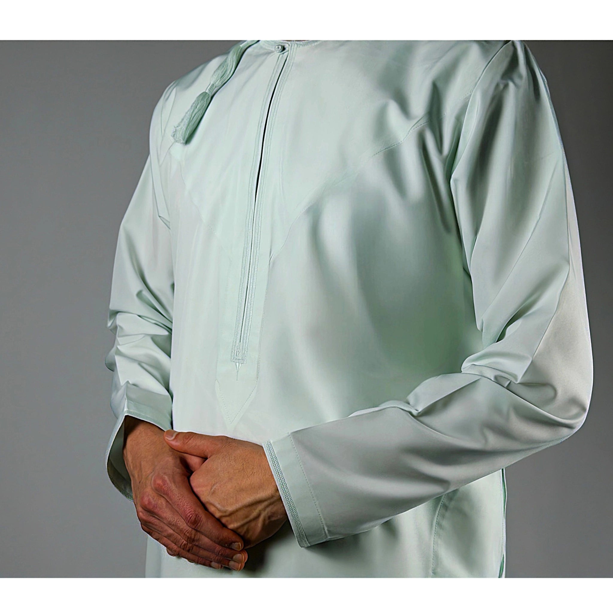 Premium  Water-Resistant Omani Thobe for Men in Pistachio Green