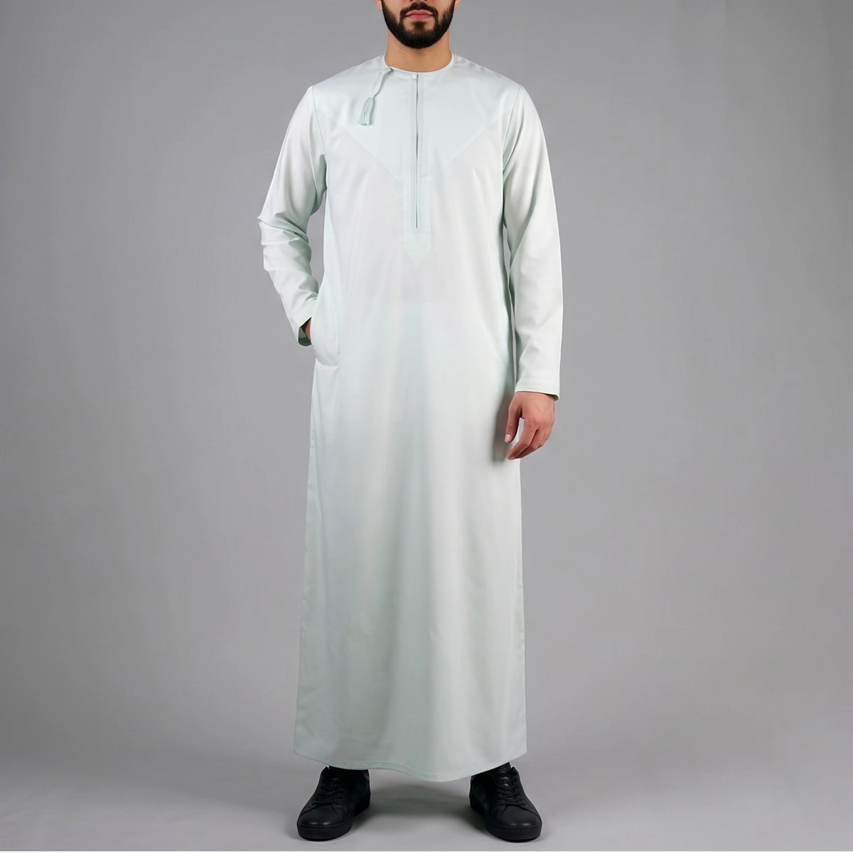 Premium  Water-Resistant Omani Thobe for Men in Pistachio Green