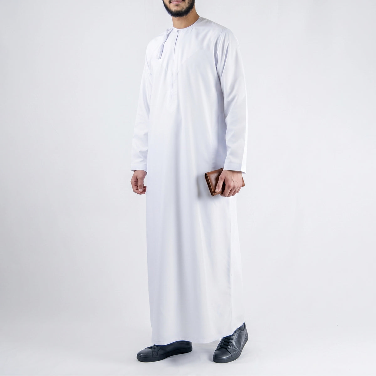 Premium Water-Resistant Omani Thobe for Men in Triple White