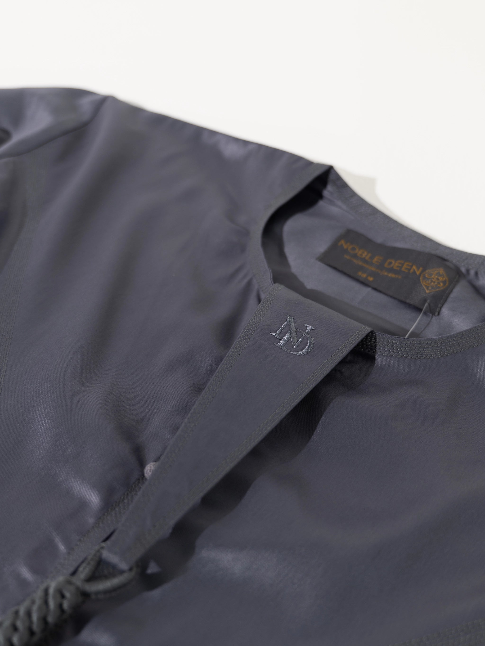 Premium Emirati Men's Thobe in Graphite Grey