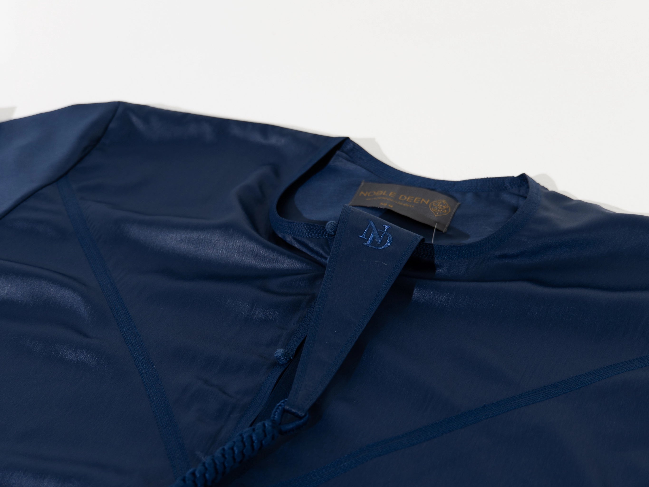 Premium Emirati Men's Thobe in Midnight Blue