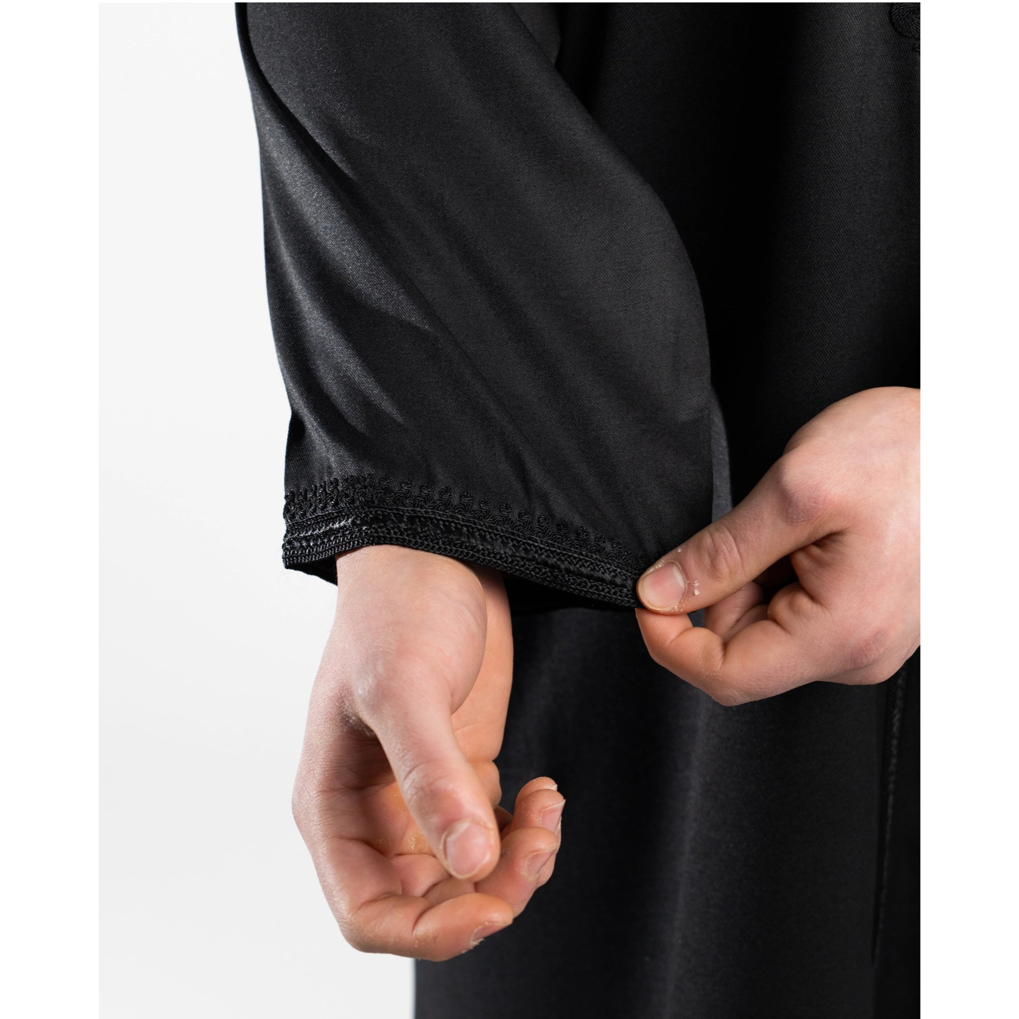 Moroccan full sleeve thobe for men in Jet Black