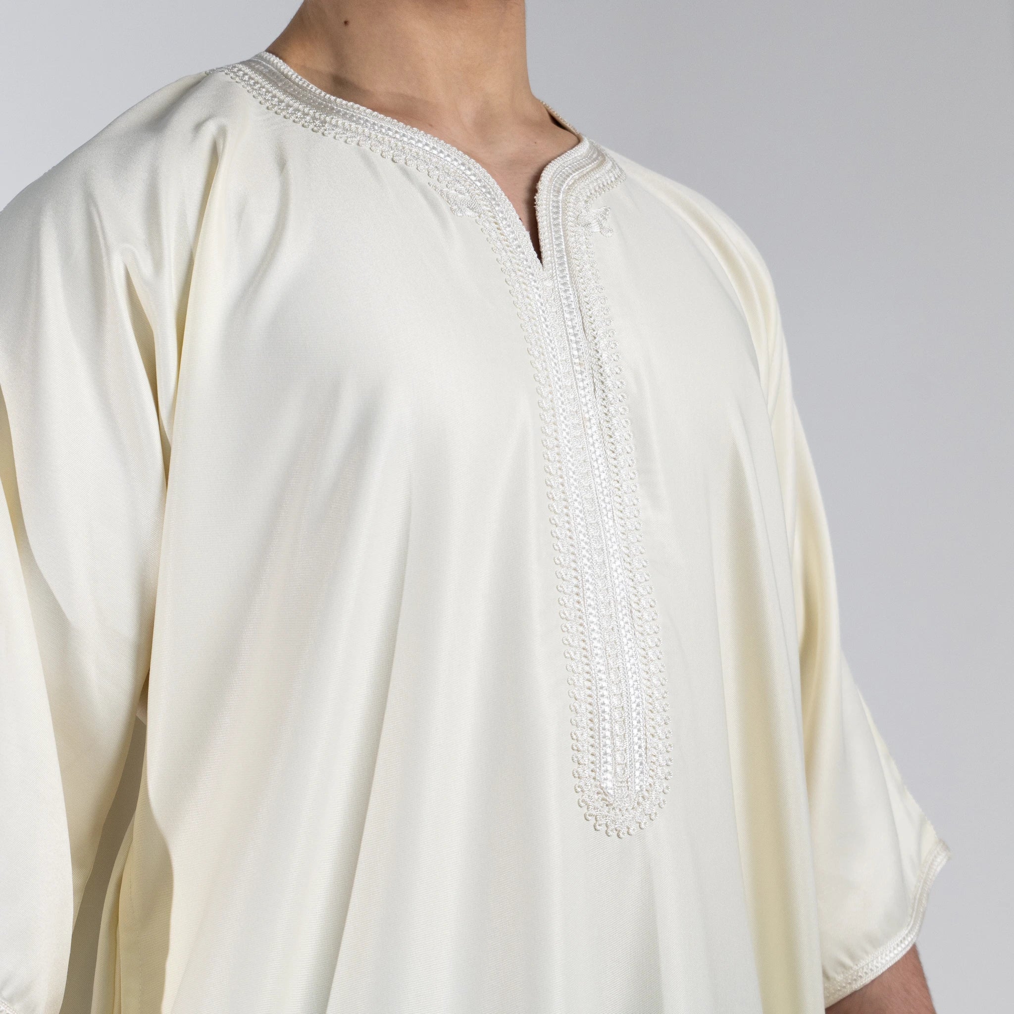 Moroccan Gandoura thobe for men in Saharan Ivory