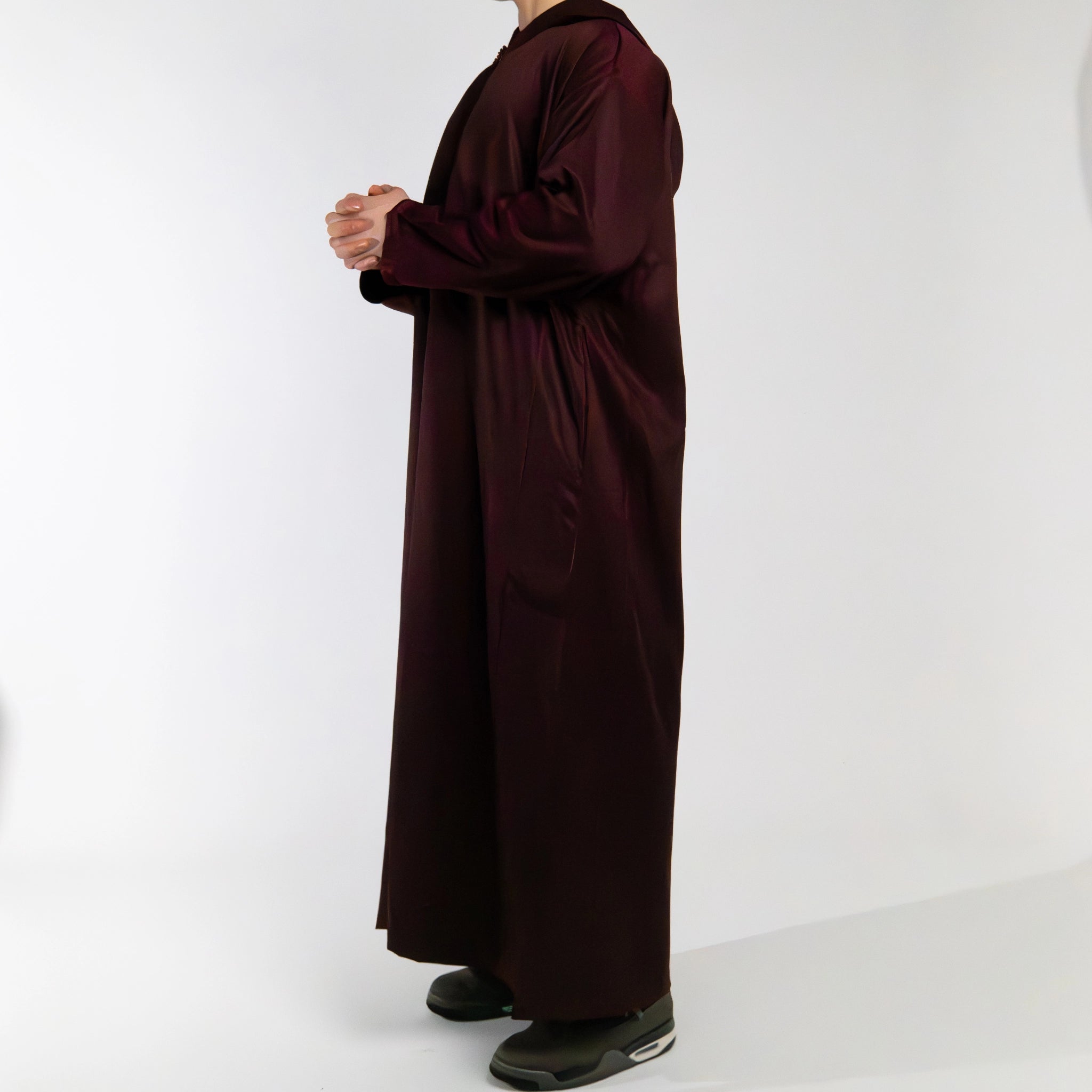 Moroccan hooded Djellaba thobe in Imperial Burgundy