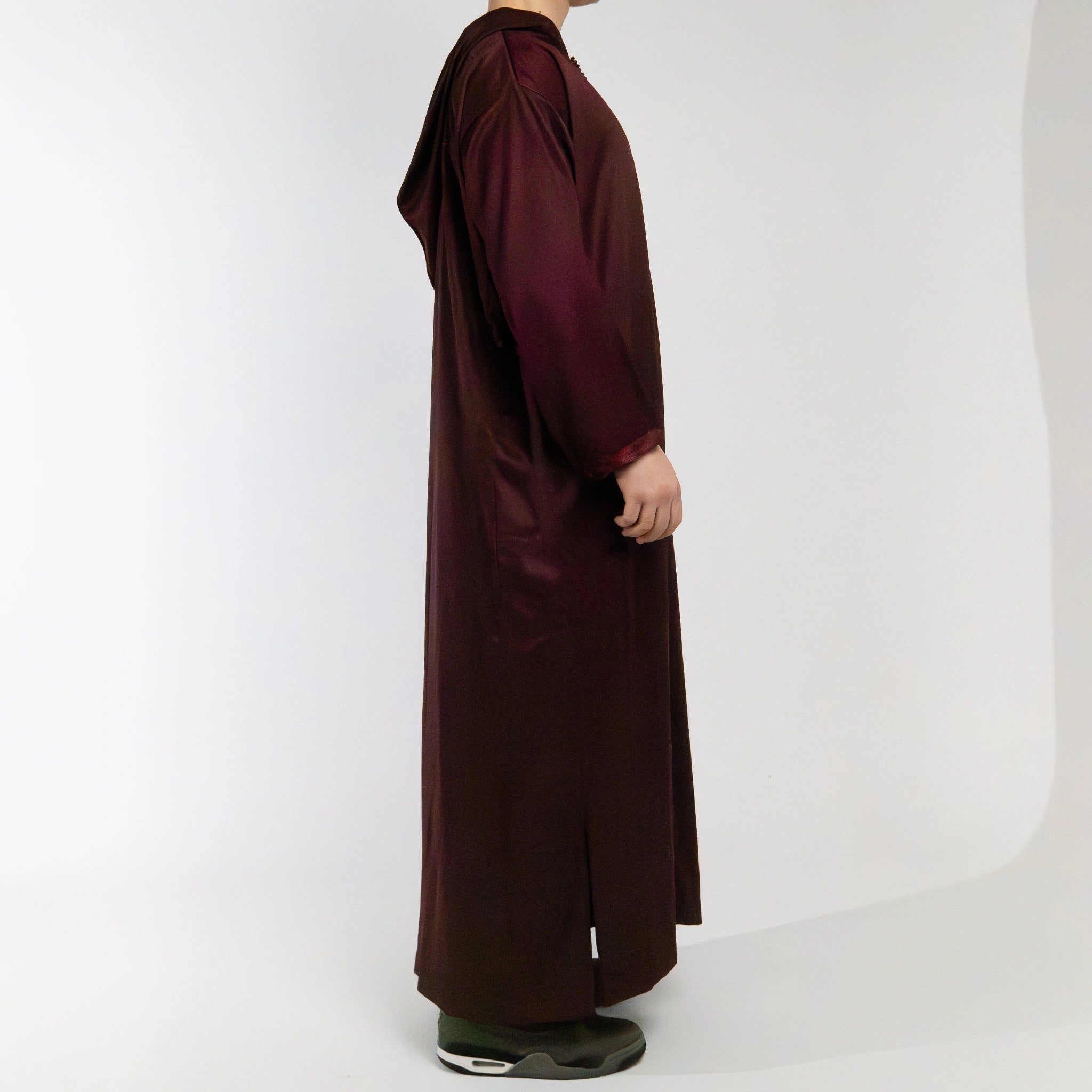 Moroccan hooded Djellaba thobe in Imperial Burgundy