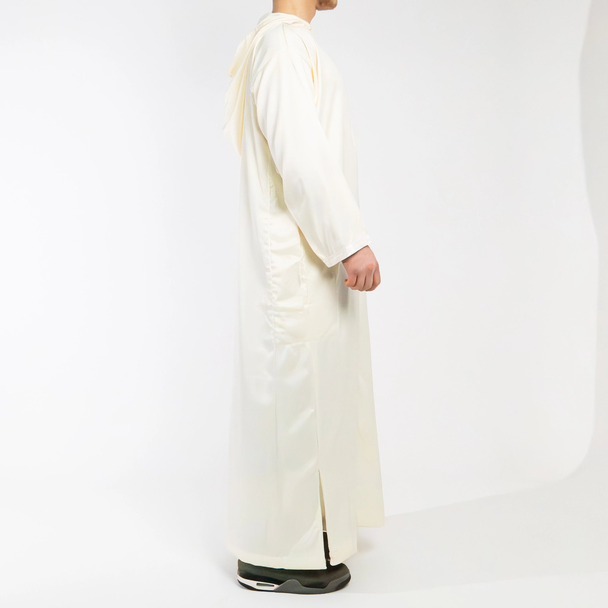 Moroccan hooded Djellaba thobe in Saharan Ivory