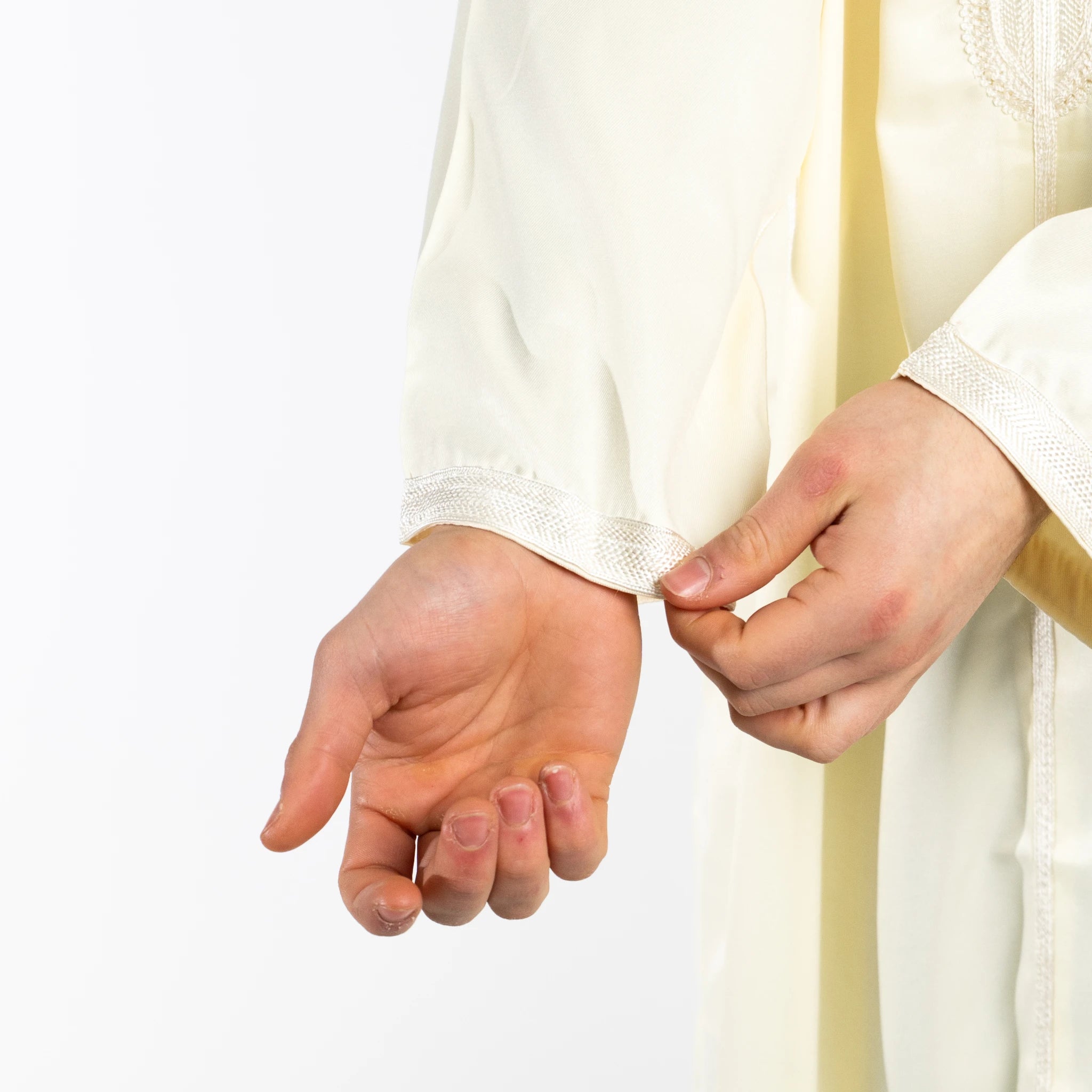 Moroccan hooded Djellaba thobe in Saharan Ivory