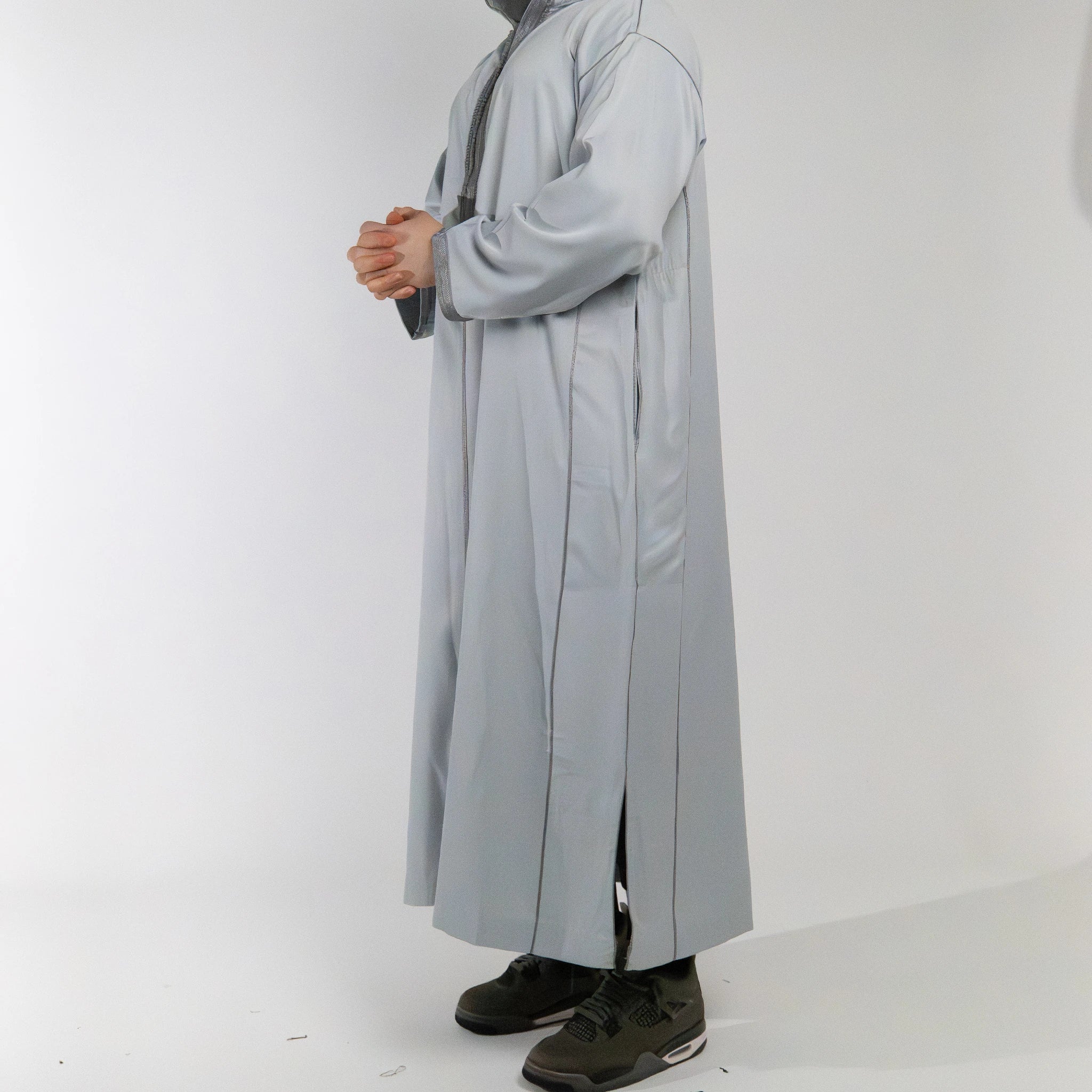 Moroccan hooded Djellaba thobe in December Grey