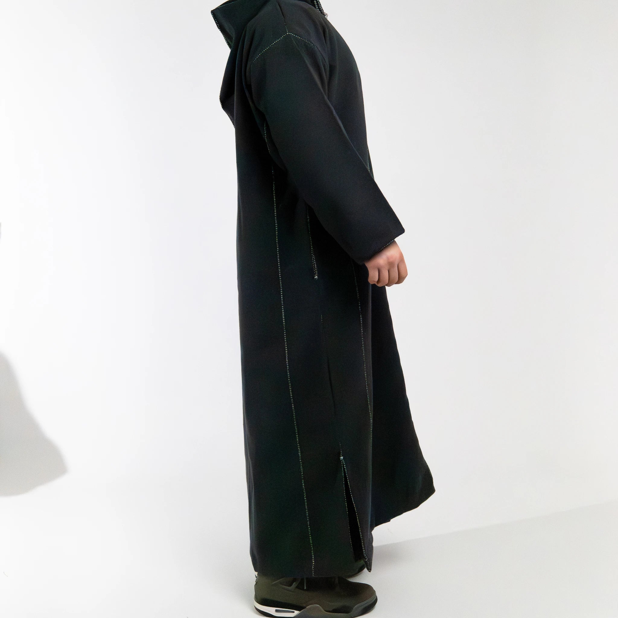 Hooded Winter Moroccan Djellaba Cloak in Charcoal Black
