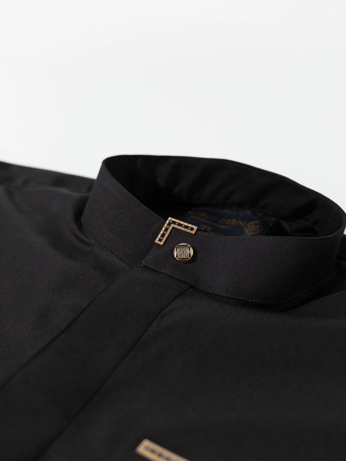 Saudi Thobe in Raven Black – Tailored Fit with Gold Accents
